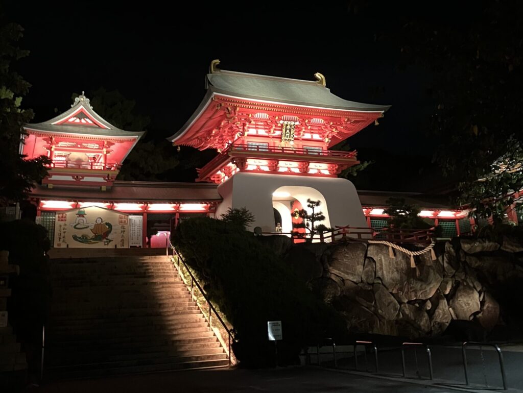 赤間神宮　水天門　ライトアップ　夜景
